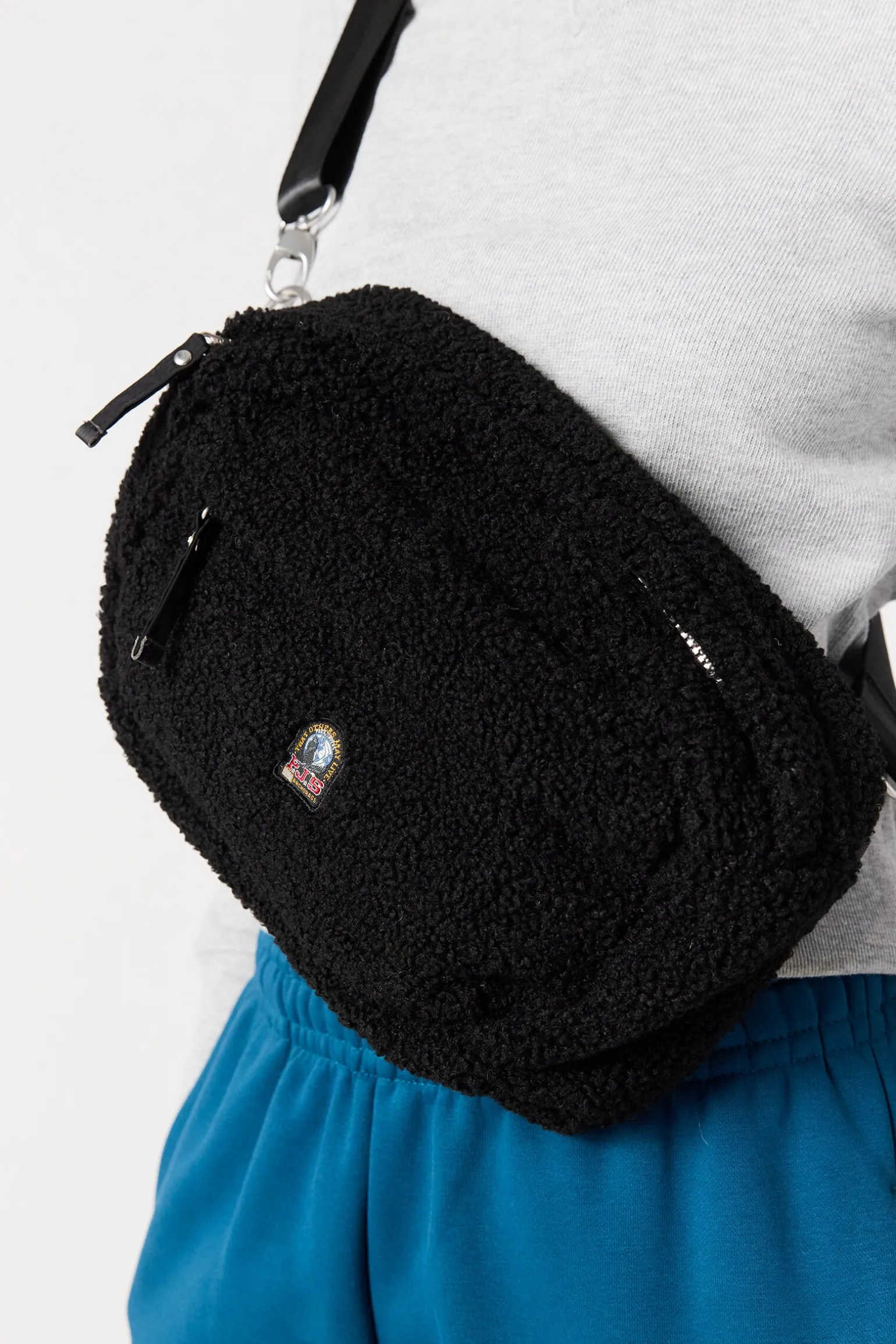 POWER - GÜRTELTASCHE AUS CURLY FLEECE